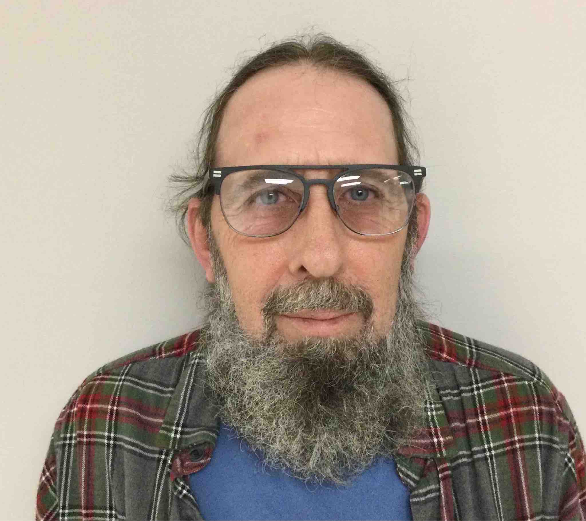 Photo of CHRIS HOLMES