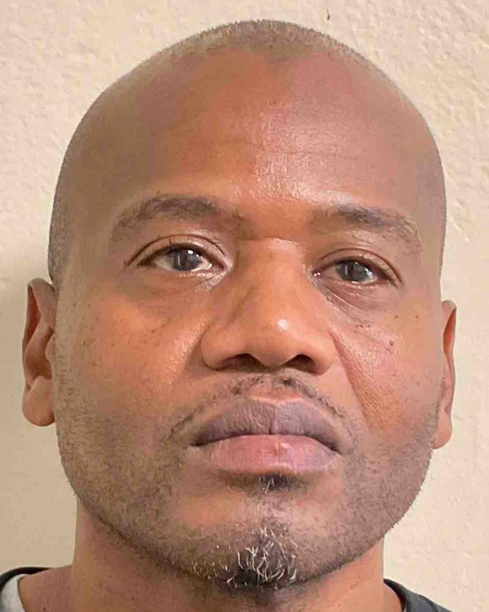 Photo of JONATHAN LAMONT DONIS