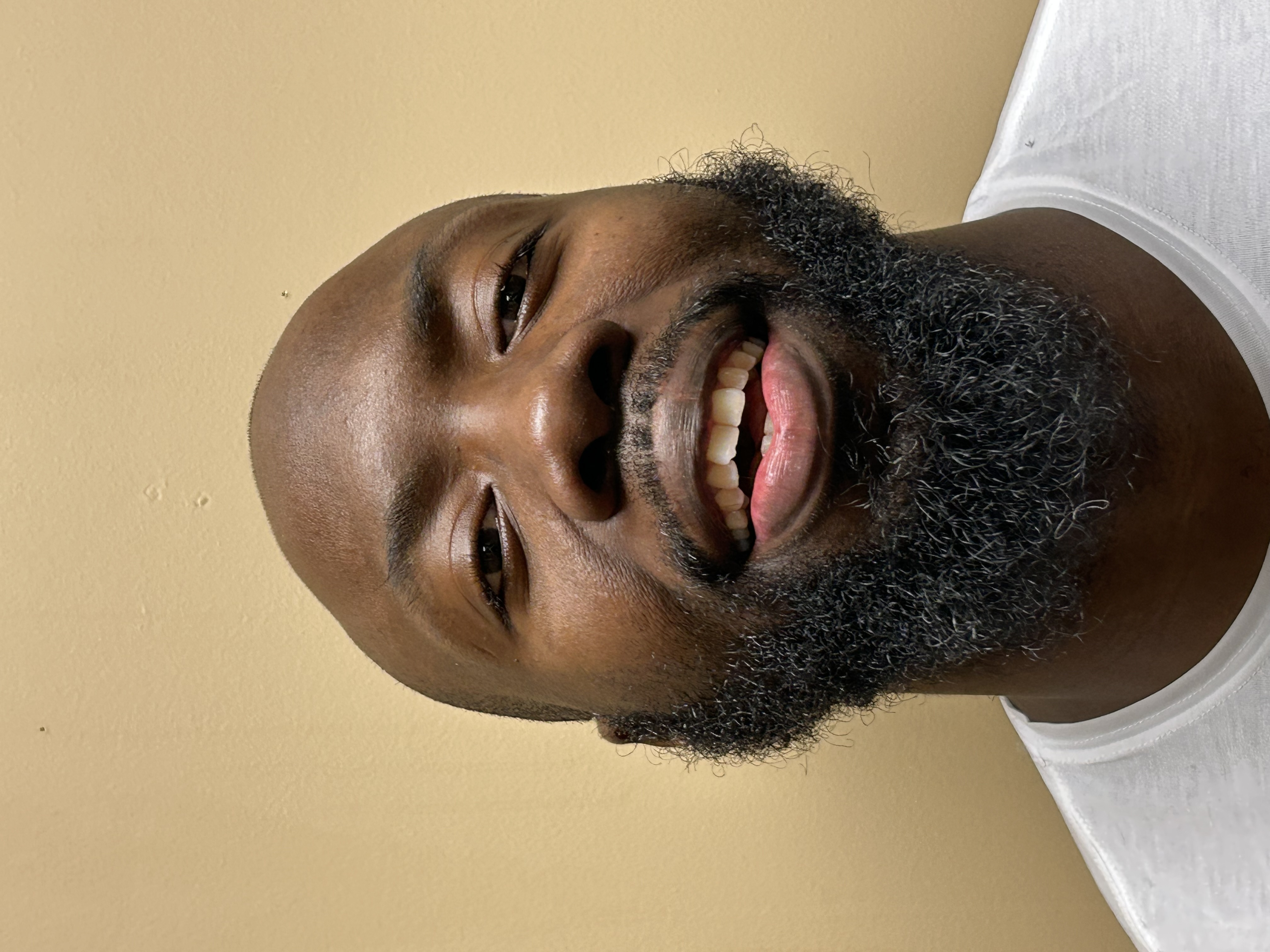 Photo of LESLIE DAVIS