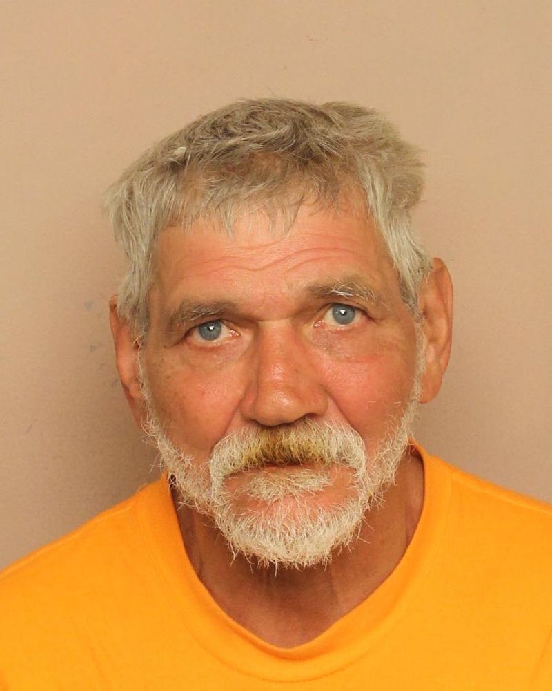 Photo of CARL LEROY DOUTS