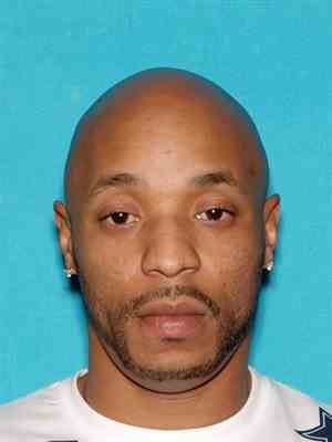 Photo of MARK DARRYL SAULSBERRY