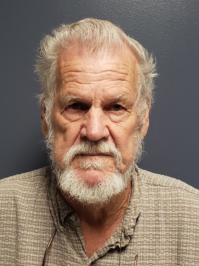 Photo of DENNIS ROY BARNHOUSE